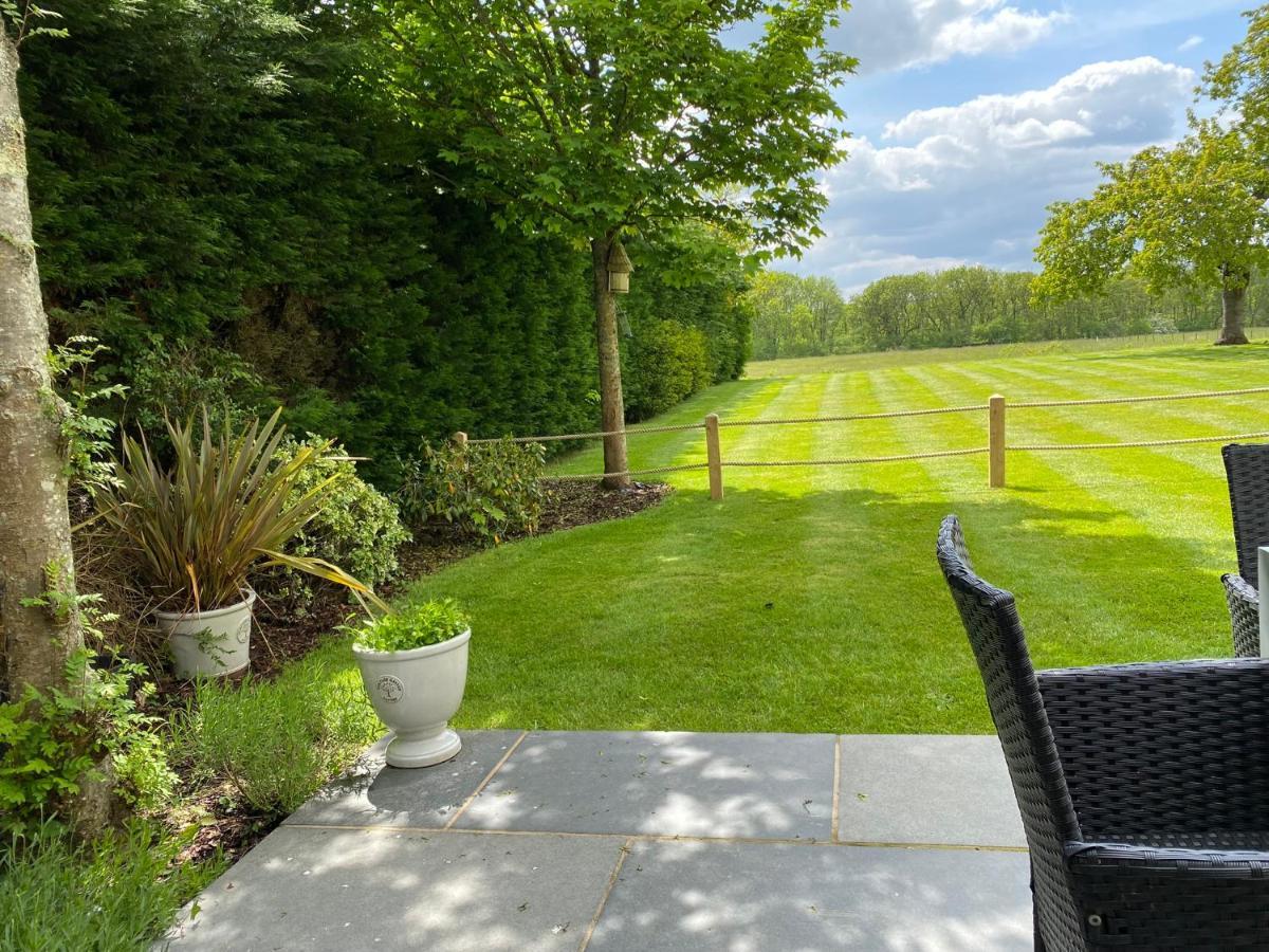 The Nook At Hillbrow Villa Romsey Exterior photo